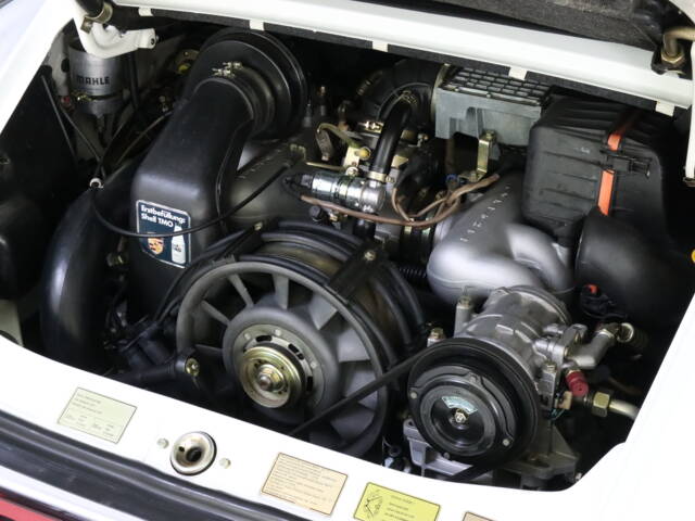 Porsche 911 Carrera 3.2 (WTL)