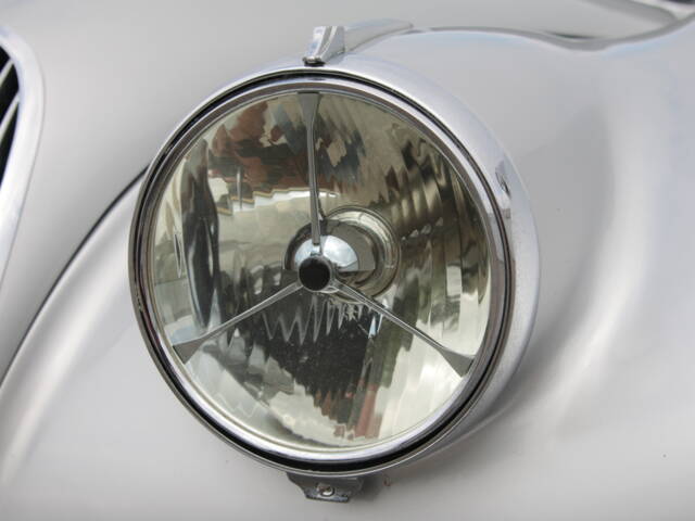 Jaguar XK 120 FHC