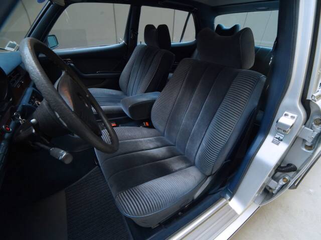 Mercedes-Benz 450 SEL 6,9