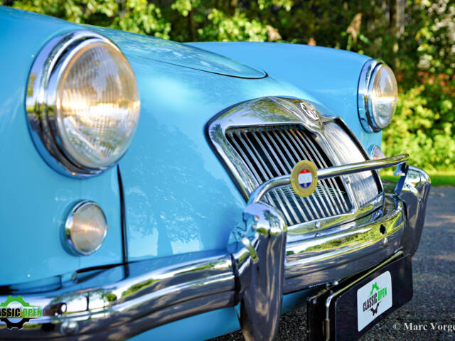 MG MGA 1500