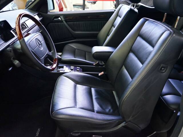 Mercedes-Benz E 320 "Final Edition"