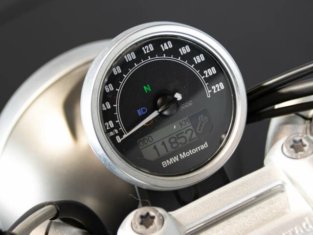 BMW R NineT