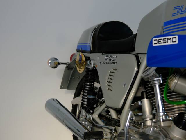 Ducati 900 SS