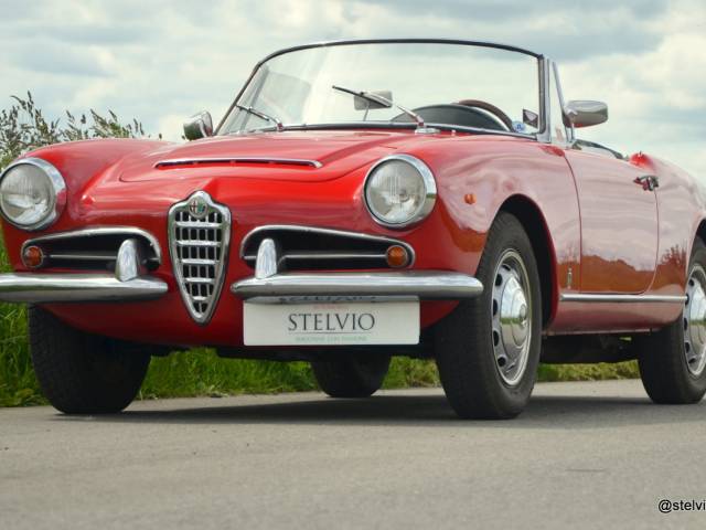 Alfa Romeo Giulia 1600 Spider