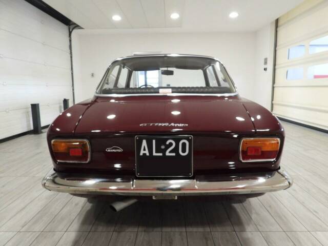 Alfa Romeo Giulia GT 1300 Junior