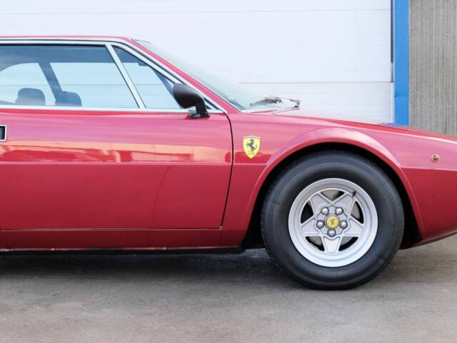 Ferrari Dino 308 GT4