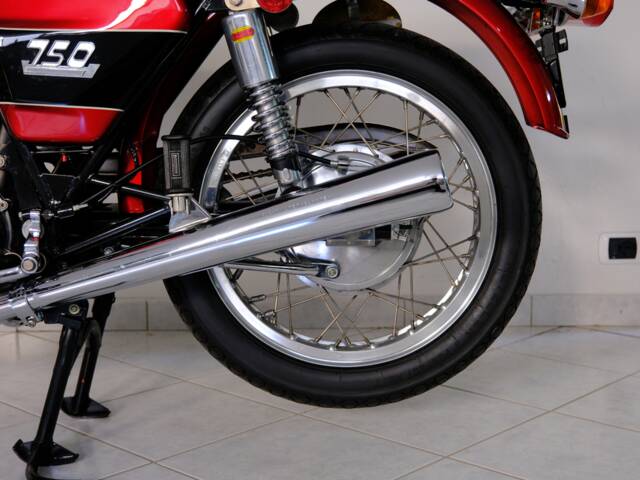 Ducati 750 GT