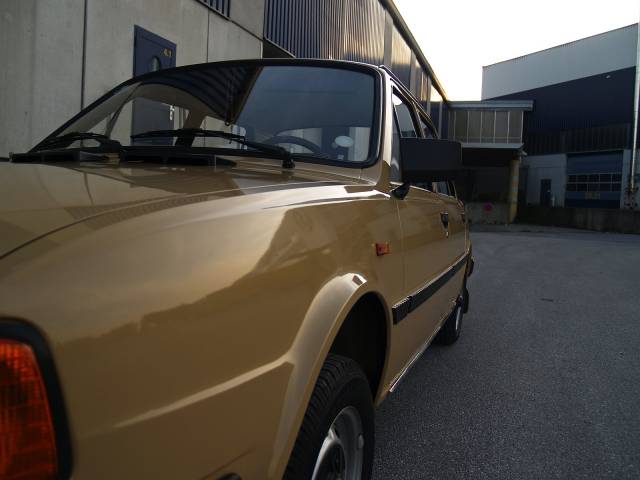 Skoda 105 L