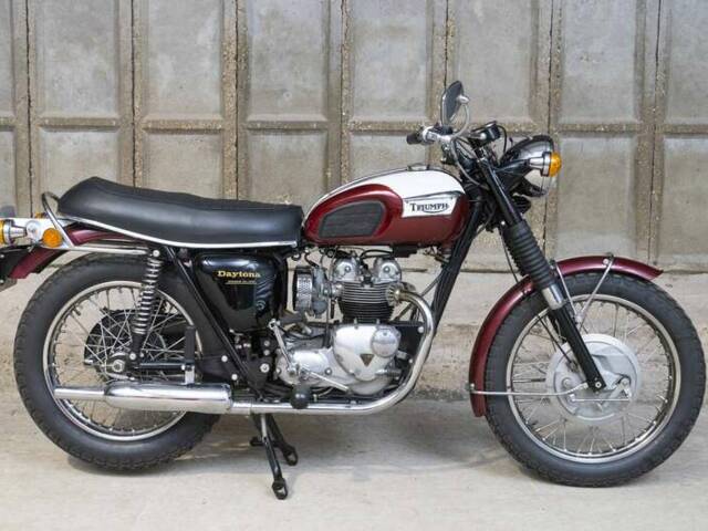 Triumph T 100 R Daytona