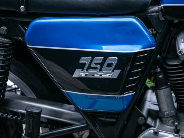 Ducati 750 GT