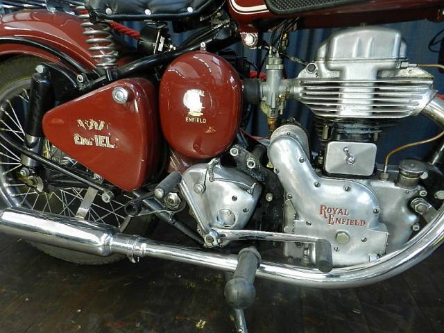 royal enfield clipper 250