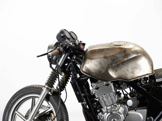 Honda CB 500E