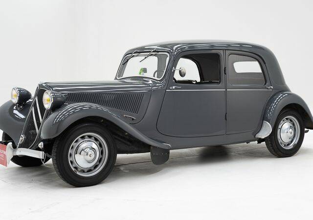 Bild 1/15 von Citroën Traction Avant 11 BL (1950)