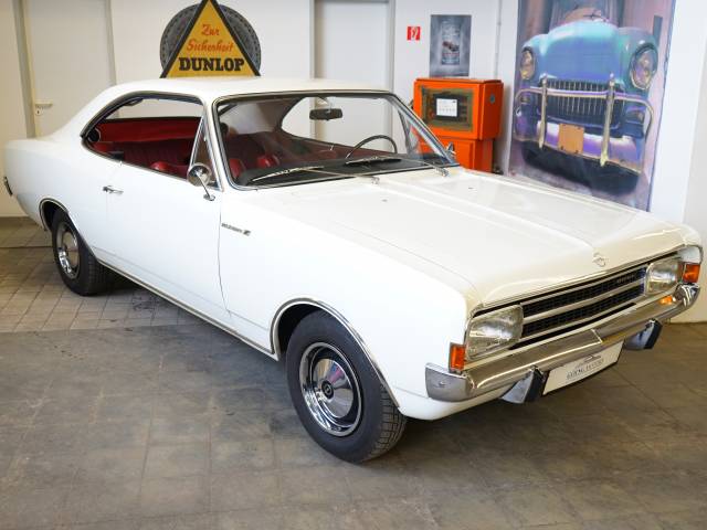 Image 1/44 de Opel Rekord 1900 S (1968)
