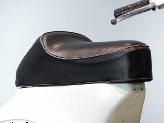 Piaggio Vespa 50 N Special