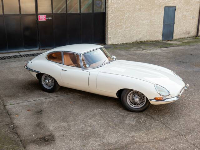 Jaguar E-Type 4.2