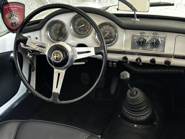 Alfa Romeo Giulia 1600 Spider Veloce
