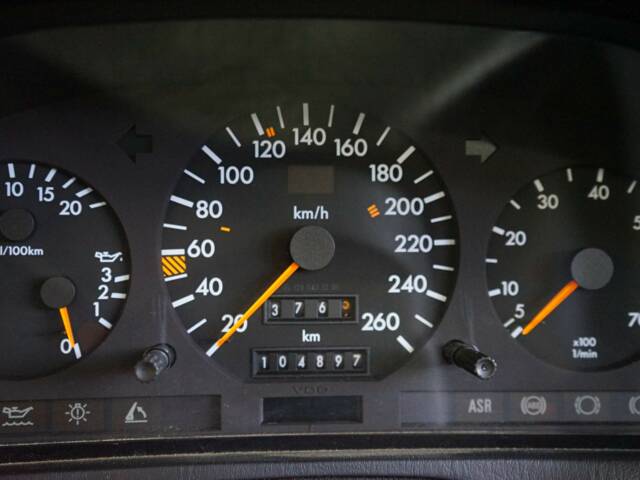 Mercedes-Benz 500 SL