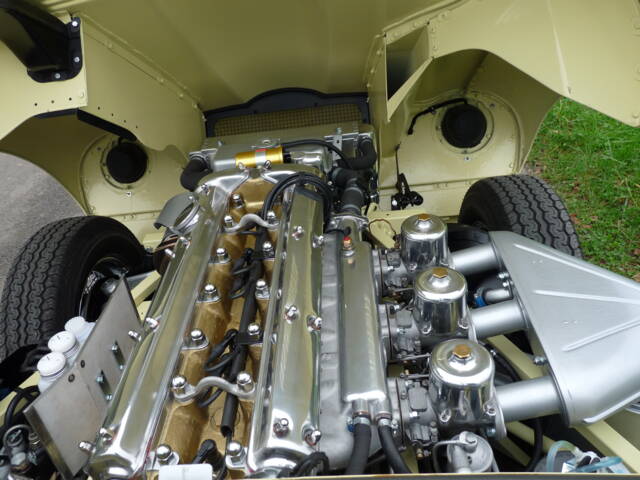 Jaguar E-Type 4.2