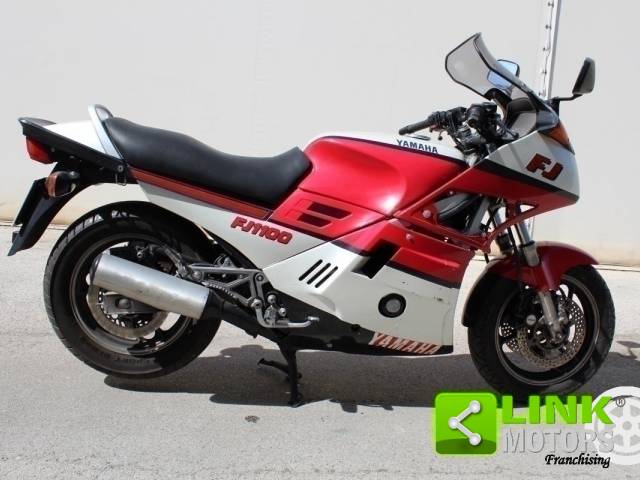 Imagen 1/15 de Yamaha DUMMY (1984)