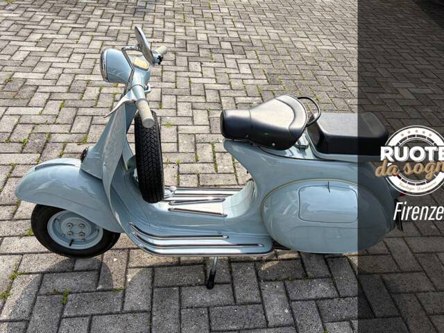 Piaggio Vespa 125