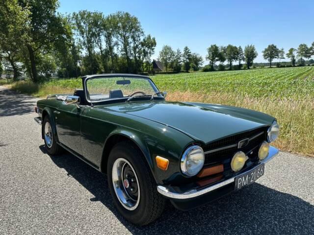 Image 1/6 of Triumph TR 6 (1972)