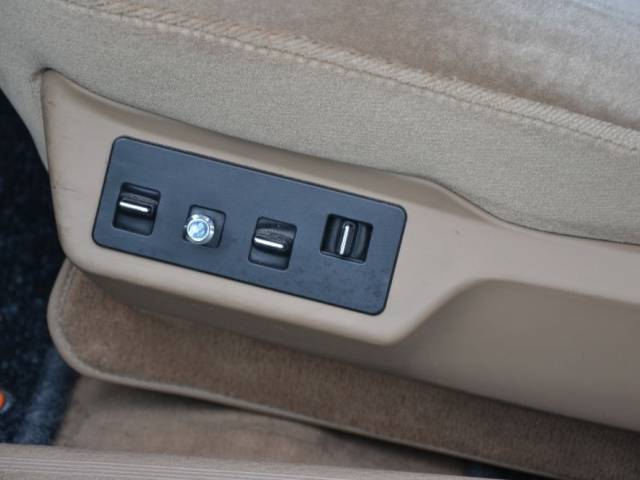 Audi 90 - 2.3E - 90
