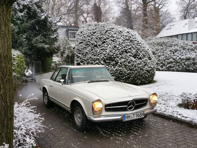 Image 1/11 of Mercedes-Benz 280 SL (1968)