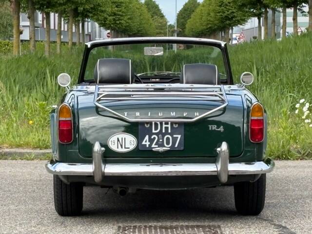 Triumph TR 4