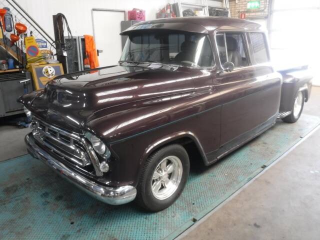 Image 1/50 of Chevrolet 3100 ½-ton Stepside (1957)