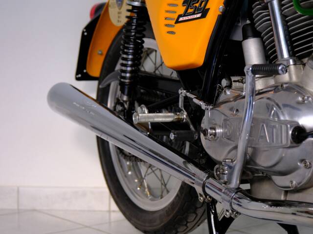 Ducati 750 Sport