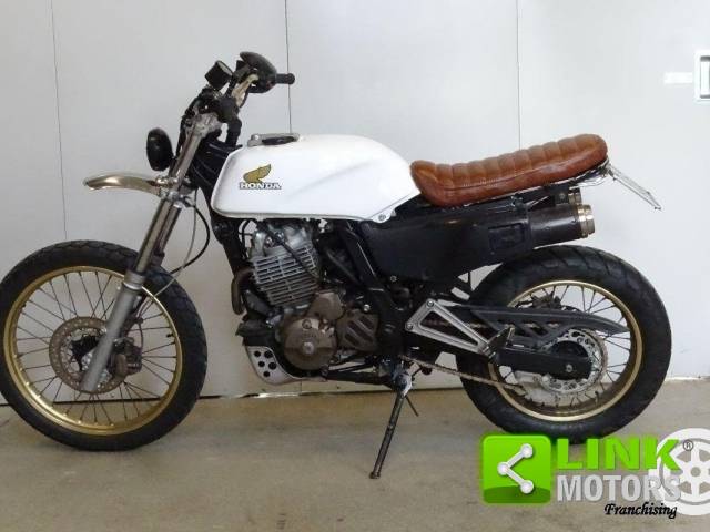 Image 1/5 of Honda DUMMY (1989)