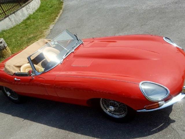 Jaguar E-Type 3.8