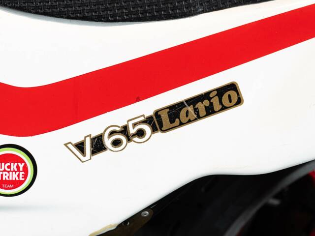 Moto Guzzi V 65 Lario