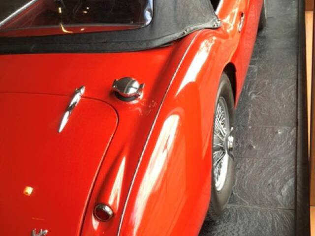 Austin-Healey 100/6 (BN6)