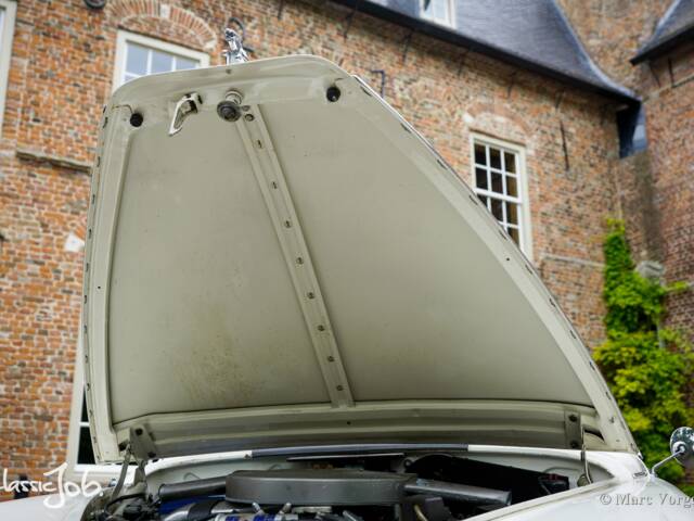Jaguar Mk II 3.8