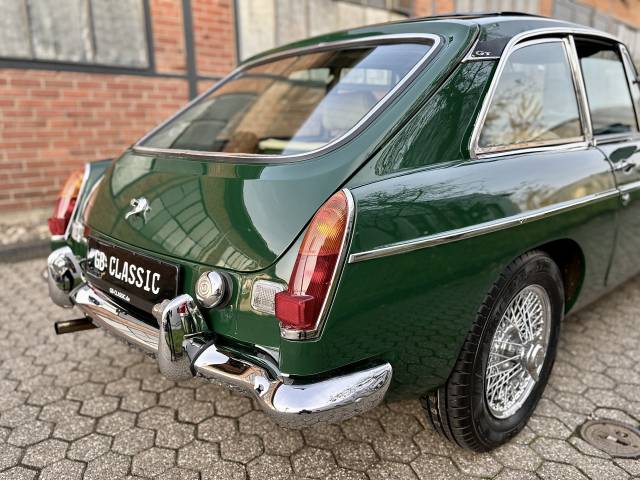 MG MGB GT