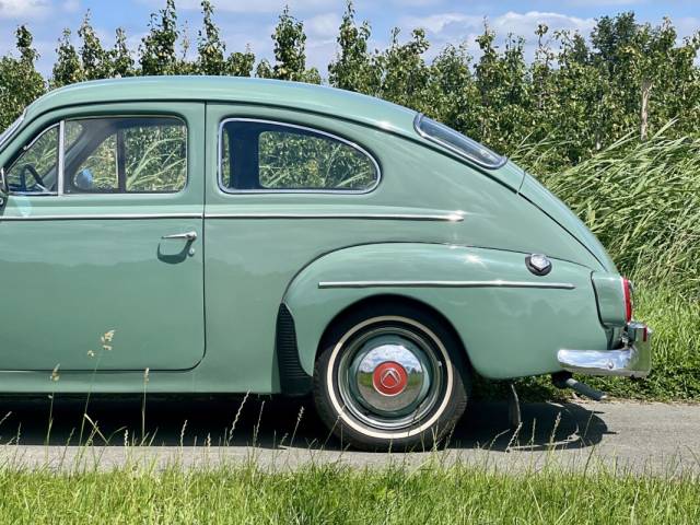 Volvo PV 544