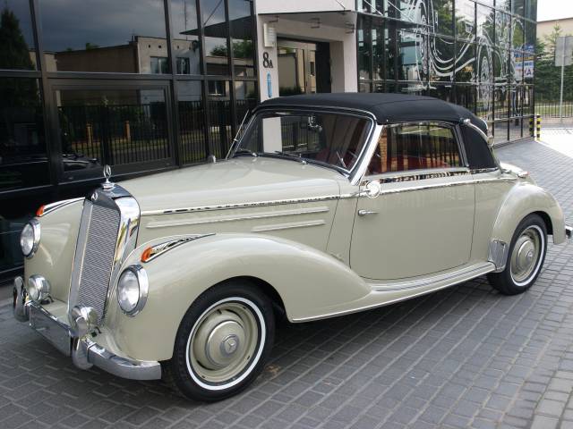 Mercedes-Benz 220 Cabriolet A