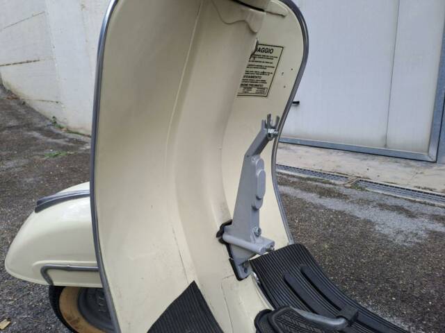 Piaggio Vespa 150 GL