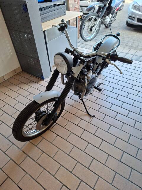Triumph TR65 Thunderbird