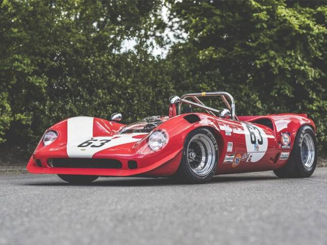Lola T70