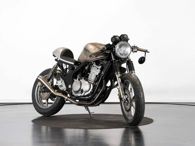 Honda CB 500E