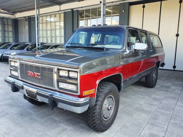 Bild 1/8 von GMC Suburban Sierra (1991)