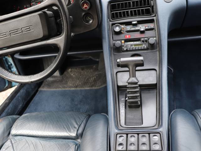 Porsche 928 - Interior