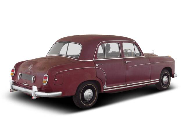 Mercedes-Benz 220 S