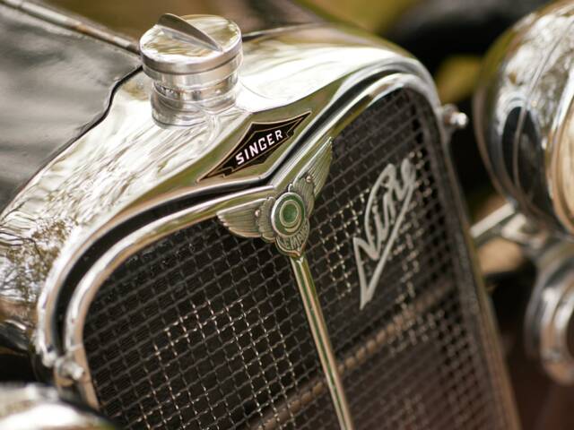 Singer 9 Sports
