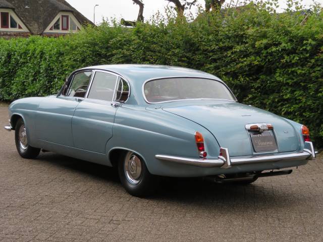 Jaguar Mk X Classic Cars for Sale - Classic Trader