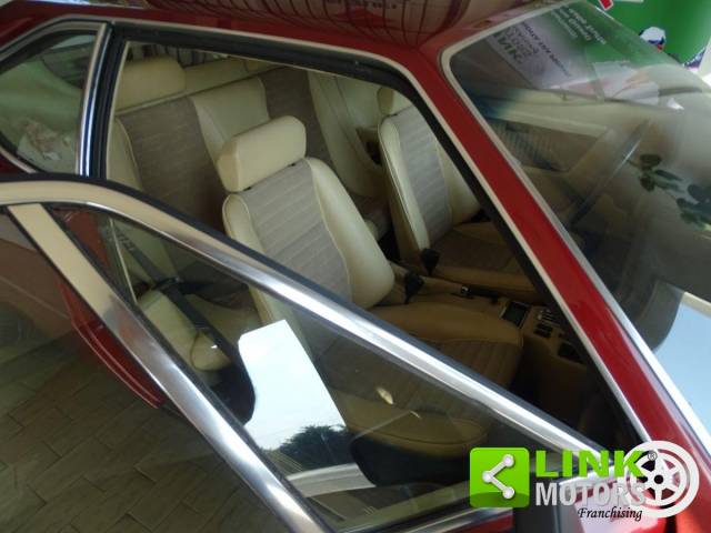 Ferrari Dino 208 GT4