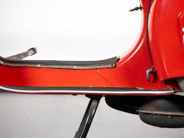 Piaggio Vespa 200 Rally